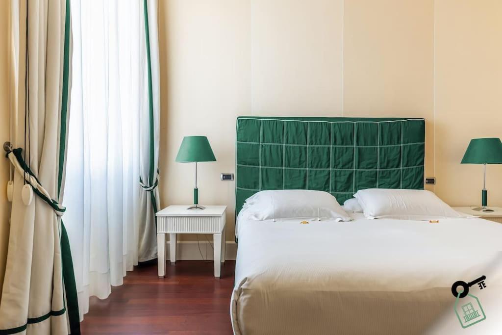 Hotel Rooms ลีวอร์โน ภายนอก รูปภาพ